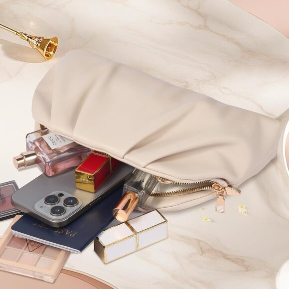 Chic Vegan Leather Pleated Clutch Purse - Elegant Evening Bag for Weddings - Picture 6 of 7